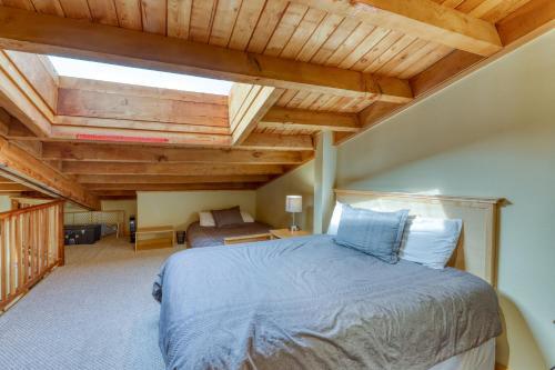 Treehouse 303