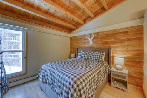 Treehouse 303