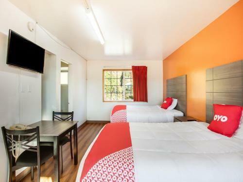 Motel Oyo Hotel Kalama