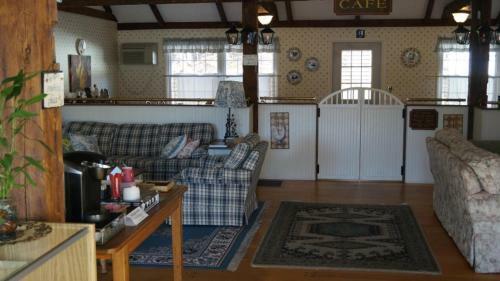 Posada Inn At Iron Masters
