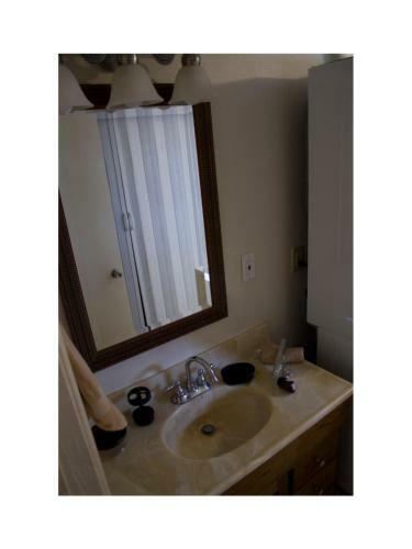 Cozy 2 Br On 4 Acres With Orchard