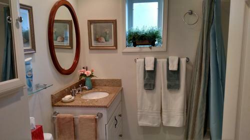 Heron Pointe Guest House