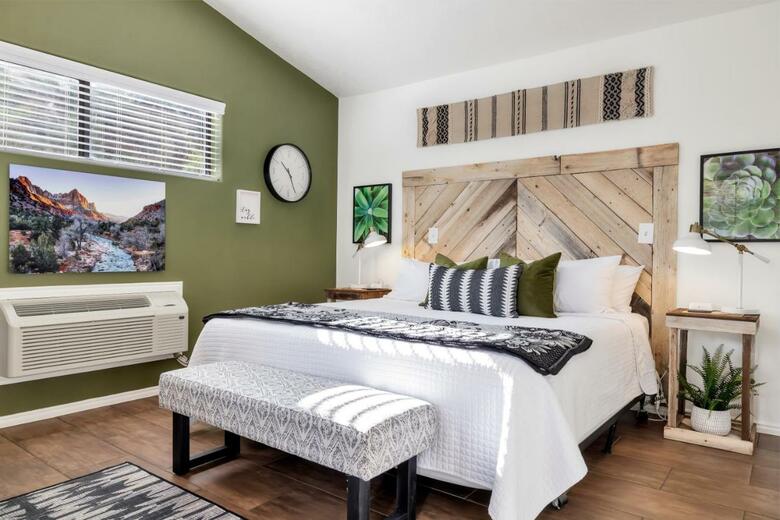 Hotel Red Rock Inn Cottages