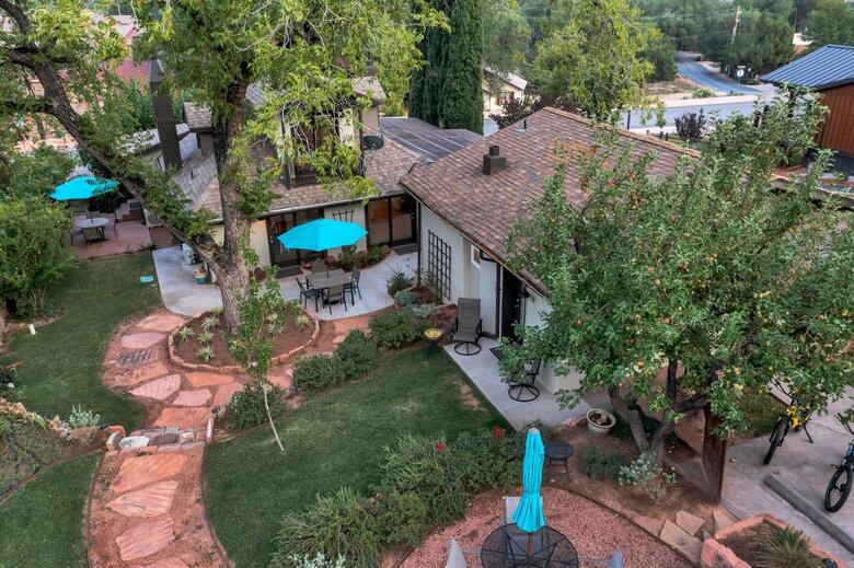 Hotel Red Rock Inn Cottages