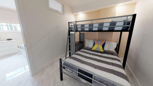 Apartamento Collins Condo #245963