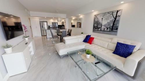Apartamento Collins Condo #245963