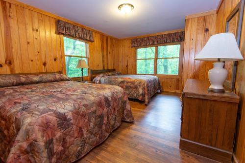 Lodge Cumberland Falls State Resort Park
