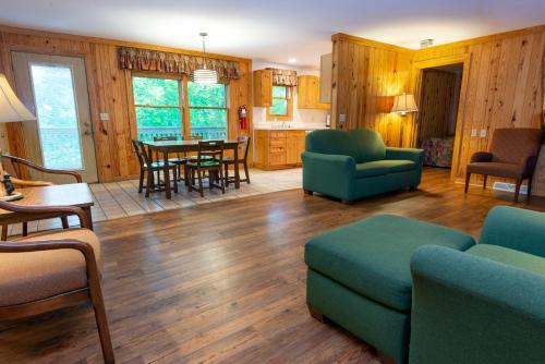 Lodge Cumberland Falls State Resort Park