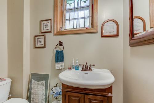 Hemlock Hideaway