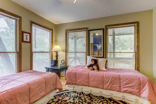 Hemlock Hideaway