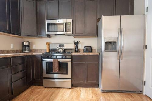West Point Retreat 6 Bd 4 Ba