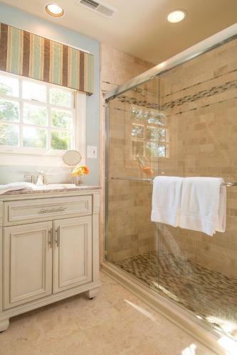 Bed & Breakfast Hillbrook Inn & Spa