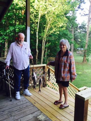 B&r Lakeside Cabins & Rvs Retreat