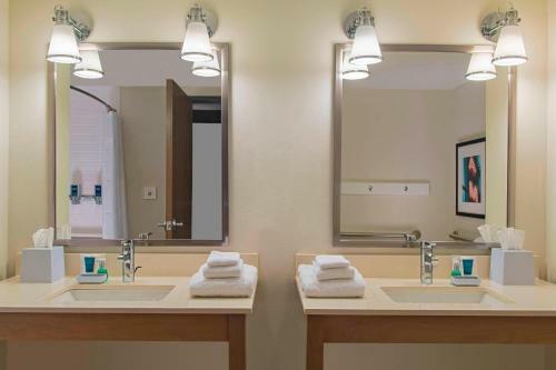Hotel Four Points By Sheraton Midland