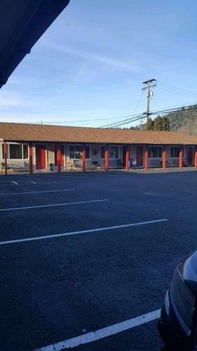 Spanish Creek Motel