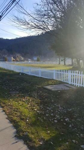 Spanish Creek Motel