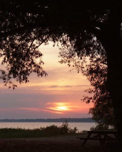 Hotel Tawas Bay Beach Resort