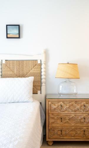 Hotel Windward Shores