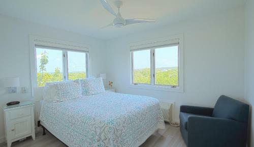 Hotel Windward Shores