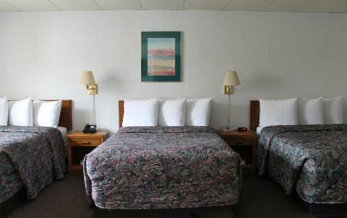 Motel Budget Host Crestview Inn