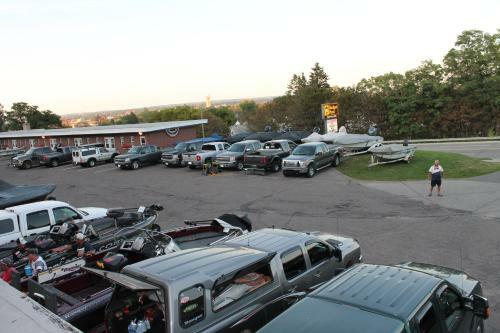 Motel Budget Host Crestview Inn