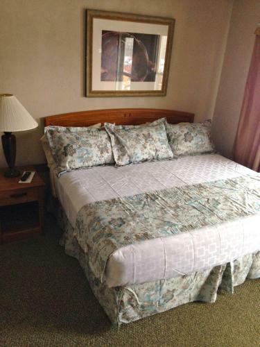 Mount Blue Motel