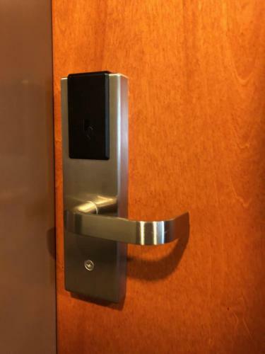 Hotel Countryview Inn & Suites