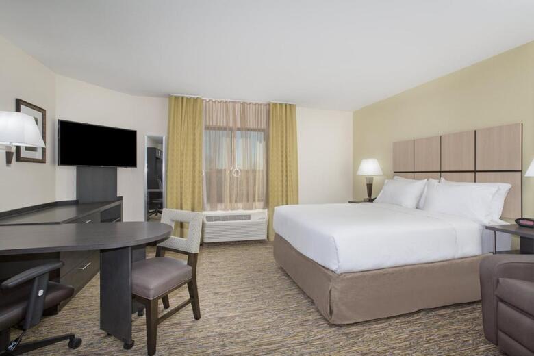 Hotel Candlewood Suites Pueblo
