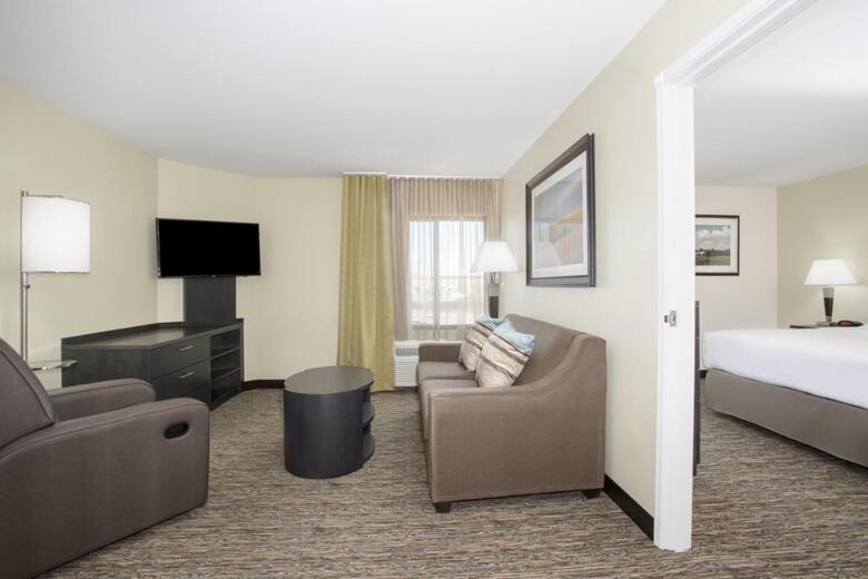 Hotel Candlewood Suites Pueblo