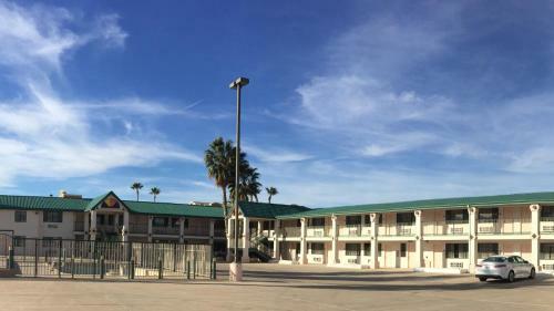 Hotel Safford Inn & Suites