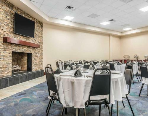 Hotel Clarion Inn Belle Vernon