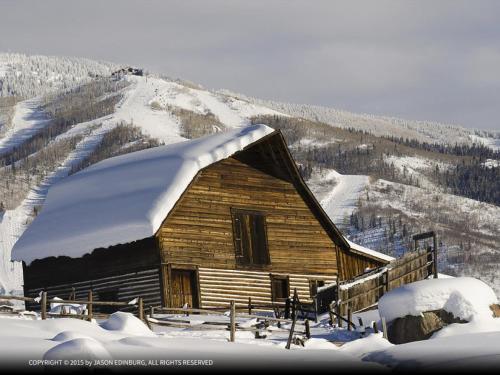 Storm Meadows East Slopeside - Se040