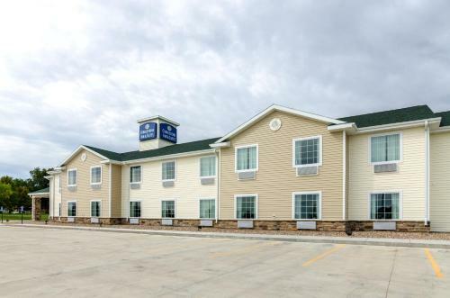 Hotel Cobblestone Inn & Suites - Oberlin