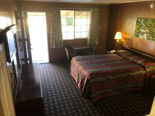 Edgewood Motel