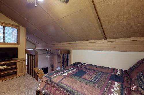 Snugglers Inn Condominium