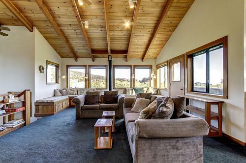 Noyes Retreat