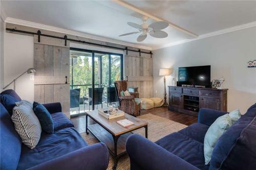 Apartamento East Gulf Condo #1321