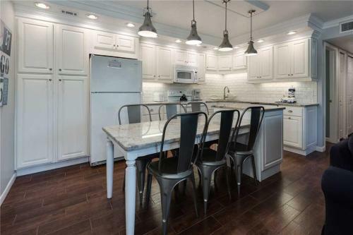 Apartamento East Gulf Condo #1321
