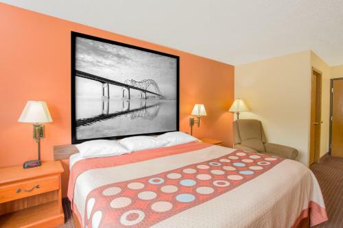Hotel Super 8 By Wyndham Waverly