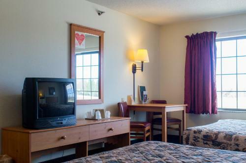 Hotel White Oak Inn And Suites