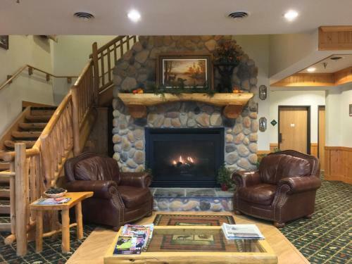 Hotel White Oak Inn And Suites