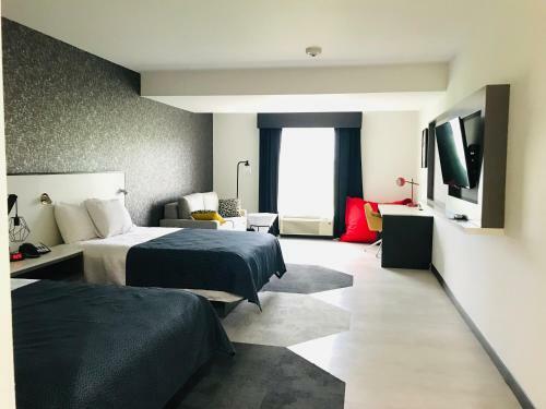 Hy-lo Hotel