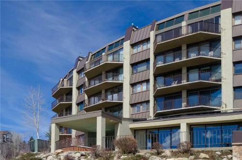 Bronze Tree Condominiums - Bt206