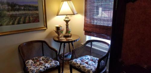 Bed & Breakfast Inn At Clearwater Pond