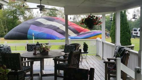 Bed & Breakfast Inn At Clearwater Pond