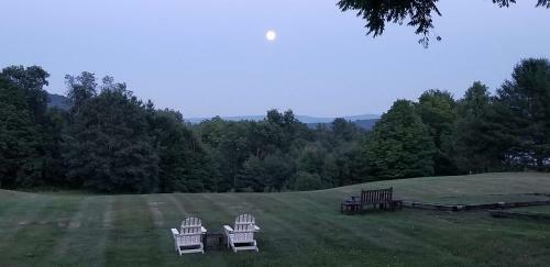 Bed & Breakfast Inn At Clearwater Pond