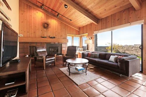 Windrow Retreat
