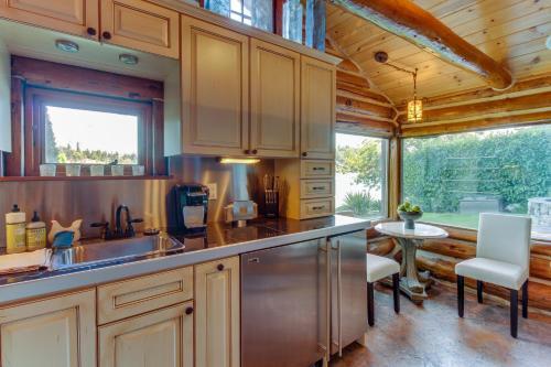 Little Log Cabin On Lake Washington