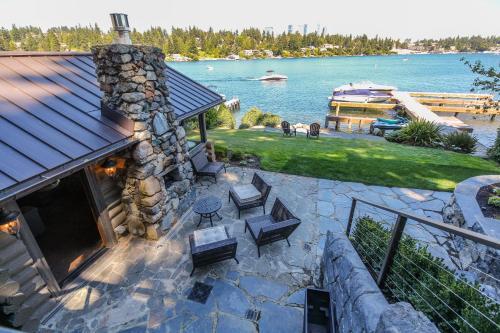 Little Log Cabin On Lake Washington