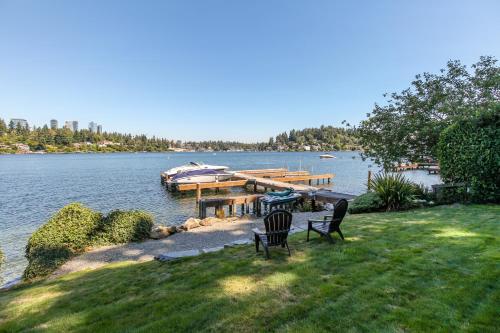 Little Log Cabin On Lake Washington